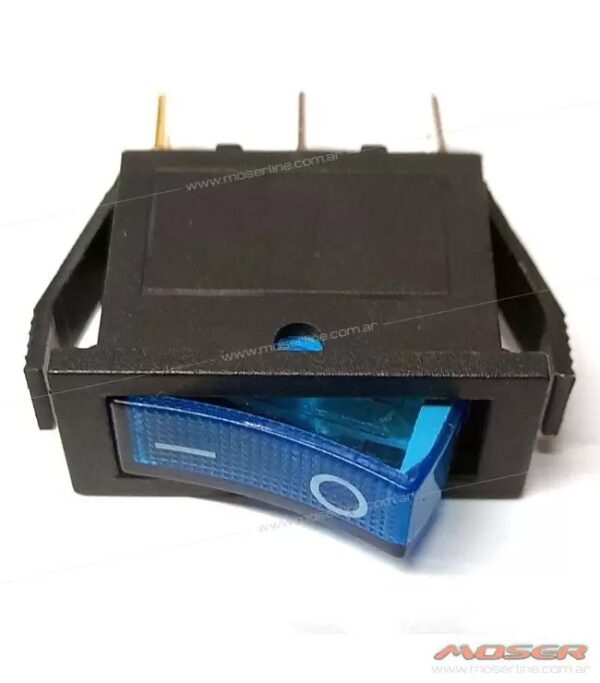 0567  LLAVE TECLA RECTANGULAR FINA