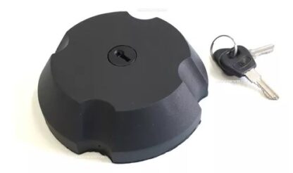 TAPA TANQUE CON LLAVE Y MEDIA VUELTA MERCEDES BENZ