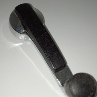 Manija levanta CRISTAL
