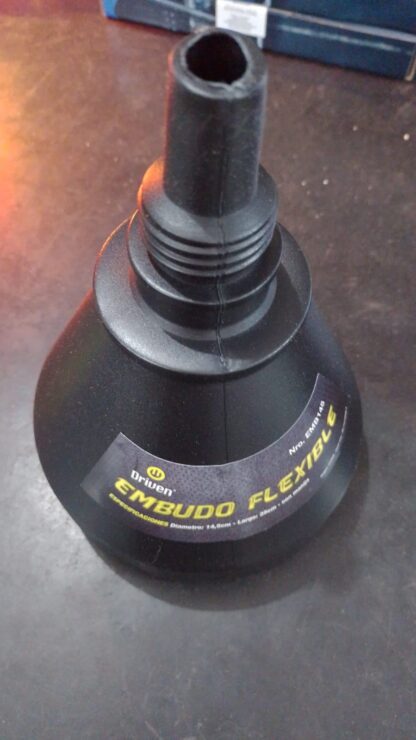 EMB145 EMBUDO PLASTICO CON FILTRO METALICO NEGRO - Imagen 2